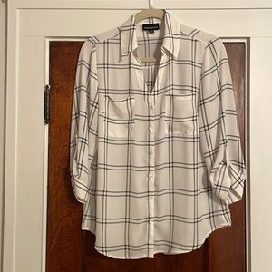 3/4 sleeve lightweight button down M
